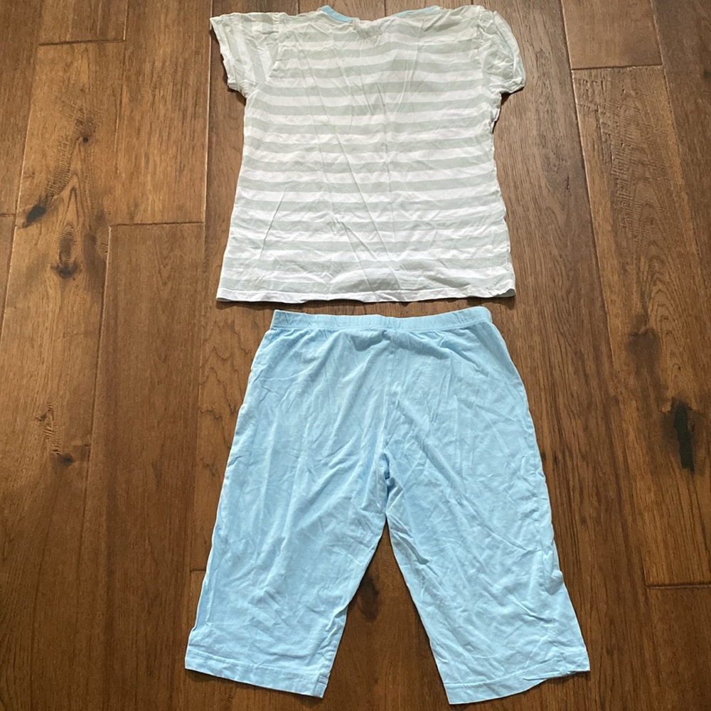 Pyjama set - Picture 3 of 4